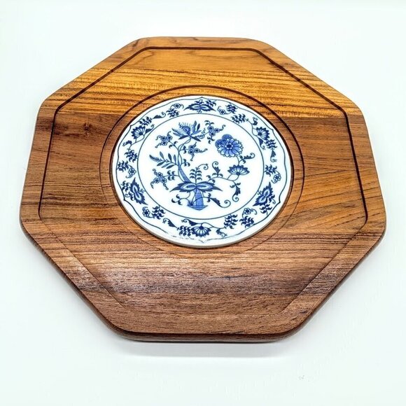 Vintage Dolphin Teakwood Cloche Blue White Center Tile Cheese Board - Picture 4 of 8